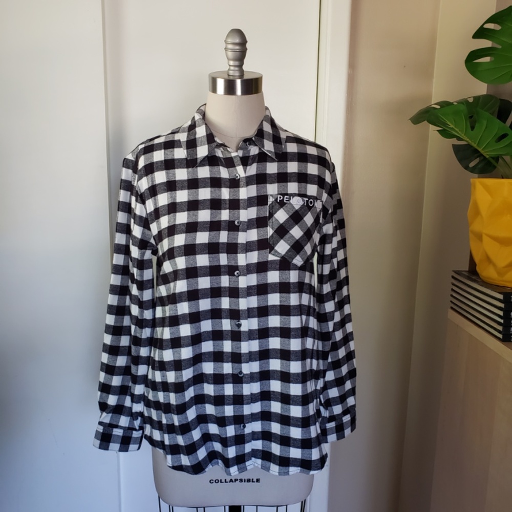 Peloton Button Down Shirt Size Medium NEW!